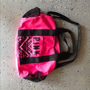 PINK Victoria’s Secret duffle